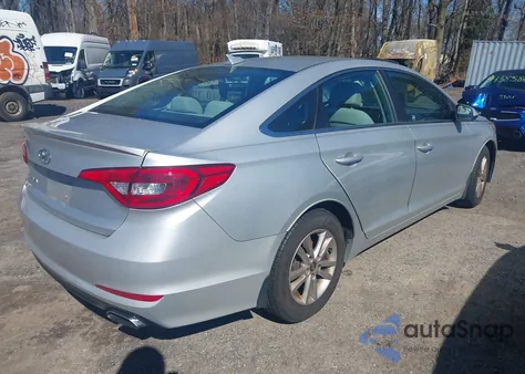2015 Hyundai Sonata Se z USA, uszkodzony, nr VIN 5NPE24AF8FH204938